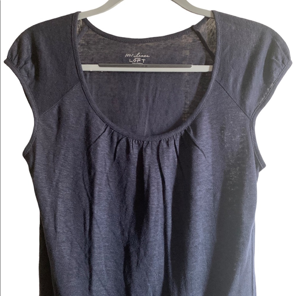 Ann Taylor LOFT 💯 Linen Cap Sleeve Top Navy size S ~ EUC - Picture 2 of 4